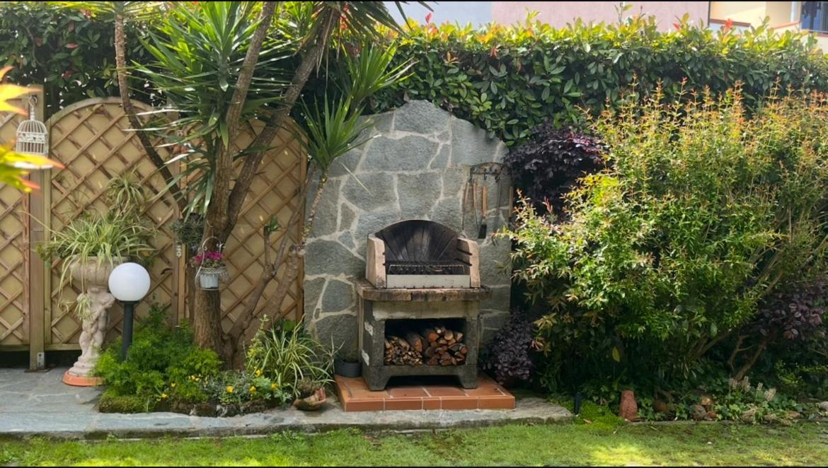 Villa Il Giardino Di Laura Corsanico-Bargecchia Exterior foto